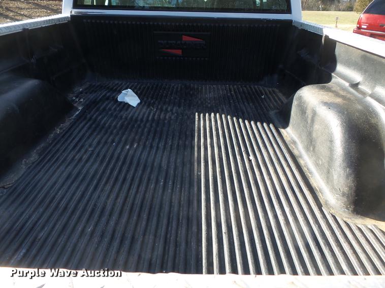 image for item DD2378 1999 Chevrolet 1500 Ext. Cab pickup truck