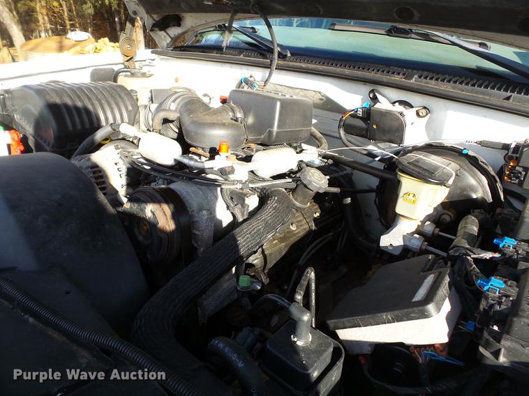 image for item DD2378 1999 Chevrolet 1500 Ext. Cab pickup truck