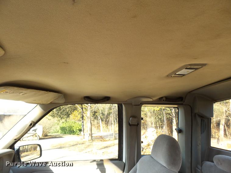 image for item DD2378 1999 Chevrolet 1500 Ext. Cab pickup truck