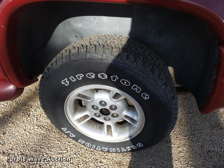 image for item DD2379 1999 Dodge Durango SUV