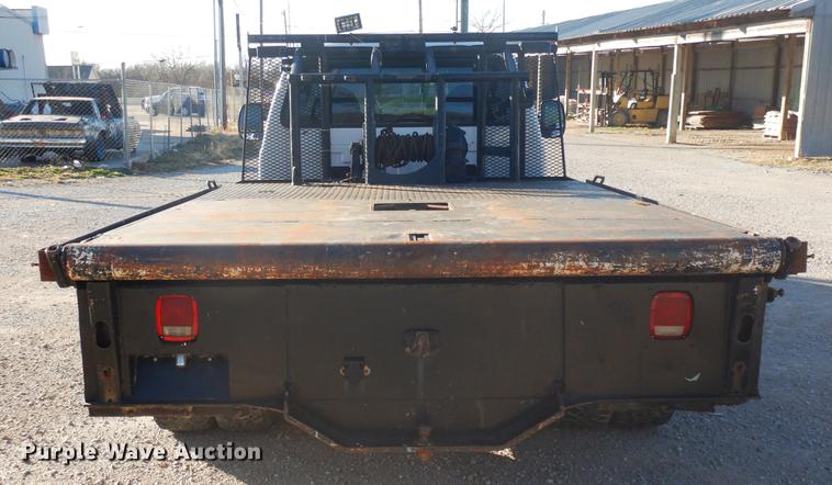 image for item DD3563 2001 Ford F350 Super Duty flatbed pickup truck