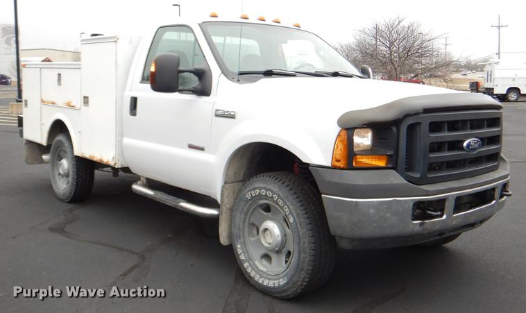 image for item DE0041 2006 Ford F350  XL Super Duty