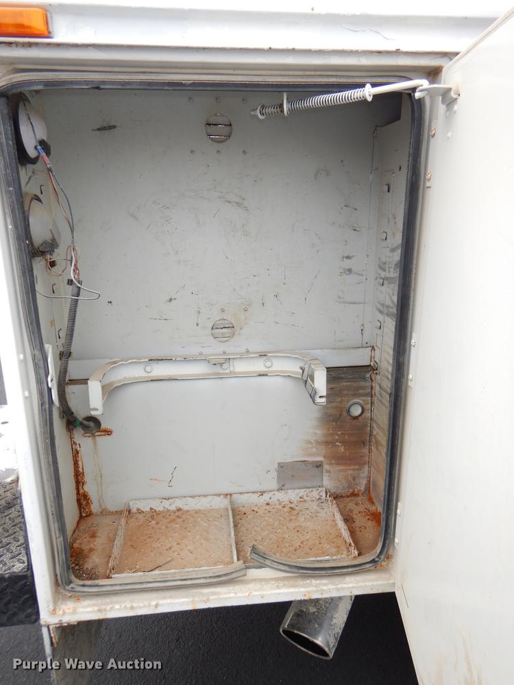 image for item DE0041 2006 Ford F350  XL Super Duty