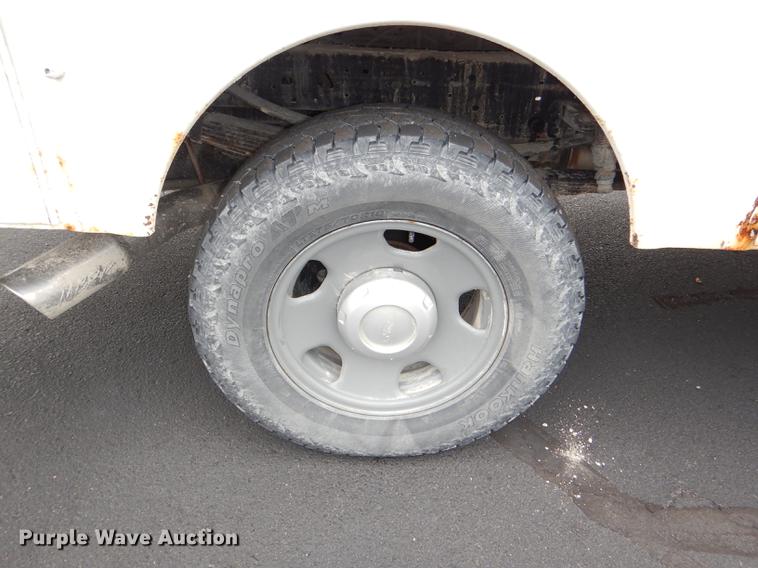 image for item DE0041 2006 Ford F350  XL Super Duty