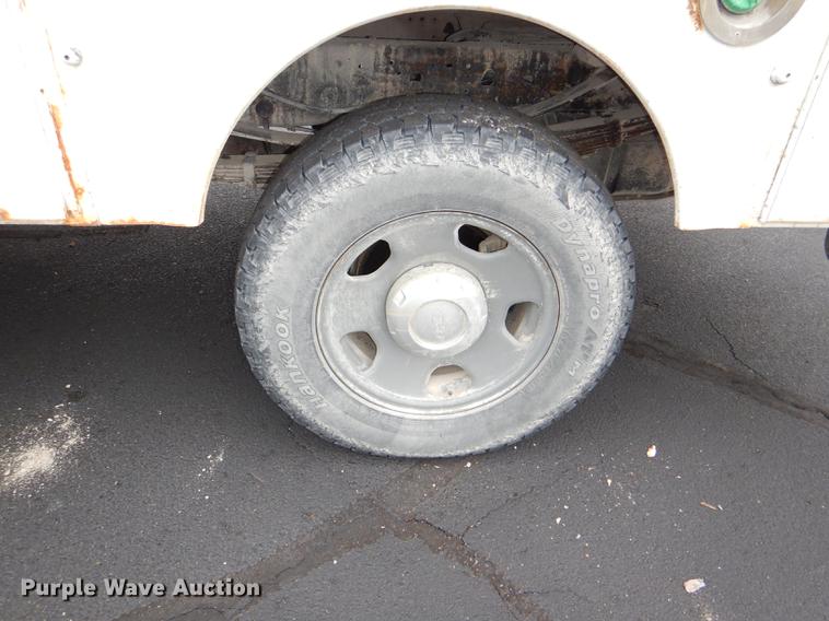 image for item DE0041 2006 Ford F350  XL Super Duty