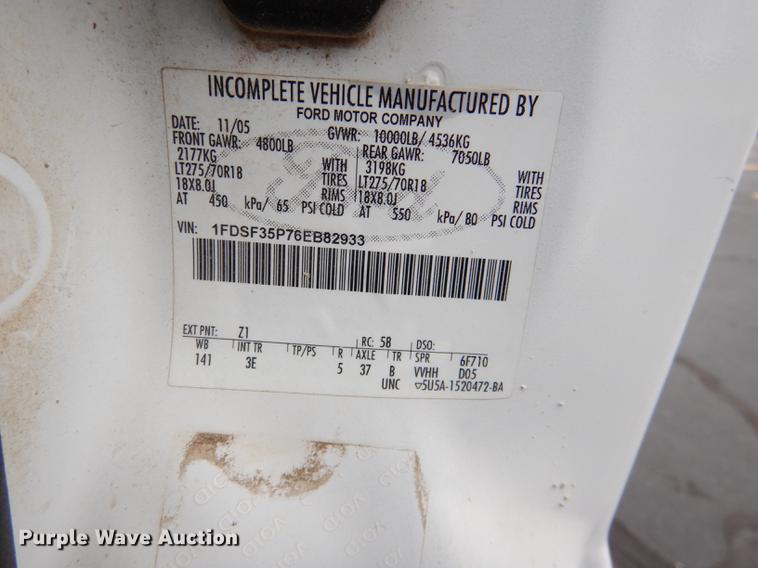 image for item DE0041 2006 Ford F350  XL Super Duty