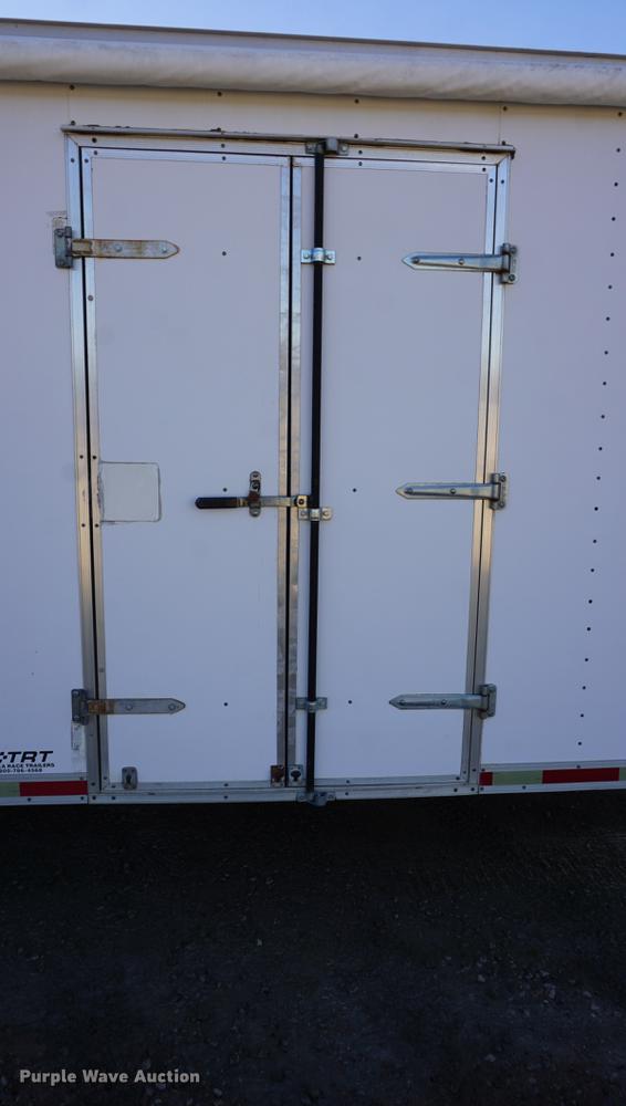 image for item DE3347 1998 Avenger VW824TAE5200 enclosed cargo trailer