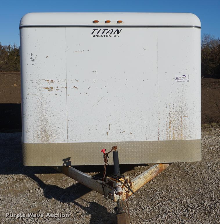 image for item DE3348 2006 Titan enclosed cargo trailer