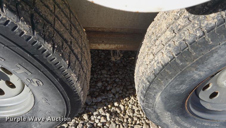 image for item DE3348 2006 Titan enclosed cargo trailer