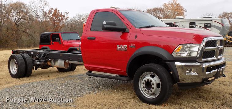 image for item DF2114 2015 Dodge Ram 4500 truck cab and chassis