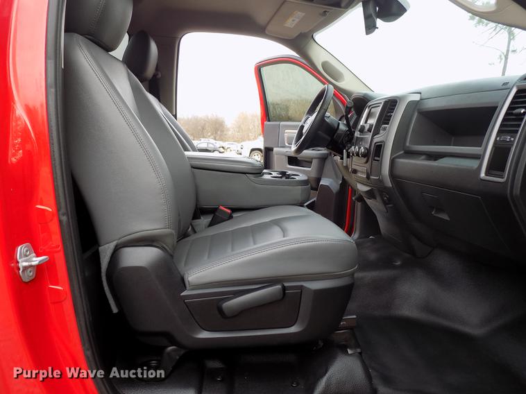 image for item DF2114 2015 Dodge Ram 4500 truck cab and chassis