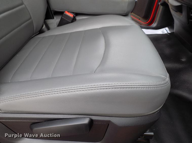 image for item DF2114 2015 Dodge Ram 4500 truck cab and chassis