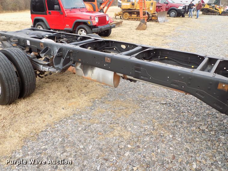 image for item DF2114 2015 Dodge Ram 4500 truck cab and chassis