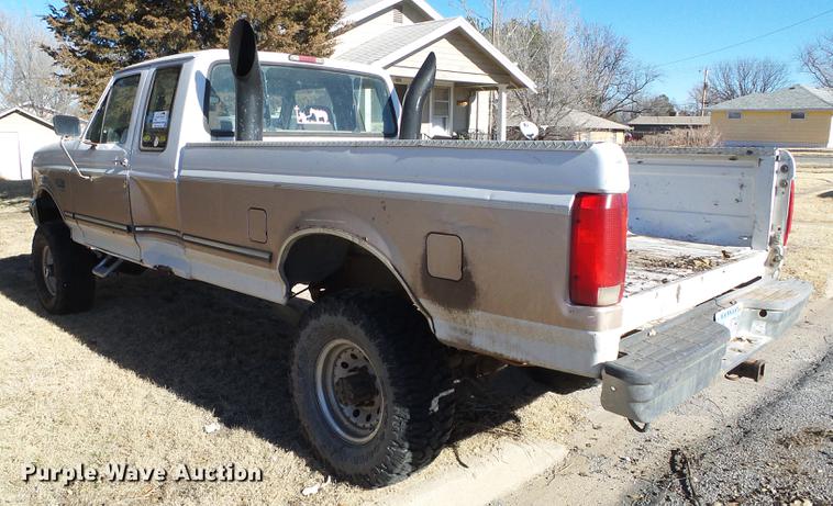 image for item DF2874 1997 Ford F250 Super Duty SuperCab pickup truck