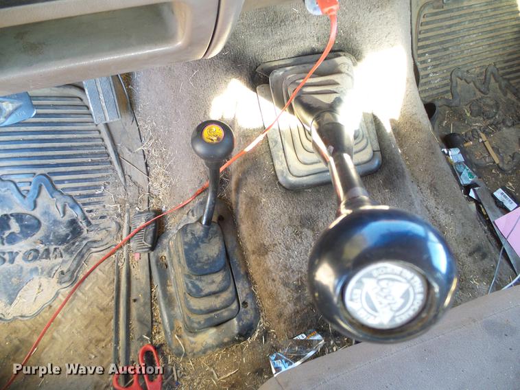 image for item DF2874 1997 Ford F250 Super Duty SuperCab pickup truck