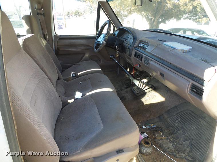 image for item DF2874 1997 Ford F250 Super Duty SuperCab pickup truck