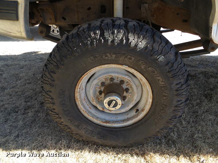 image for item DF2874 1997 Ford F250 Super Duty SuperCab pickup truck