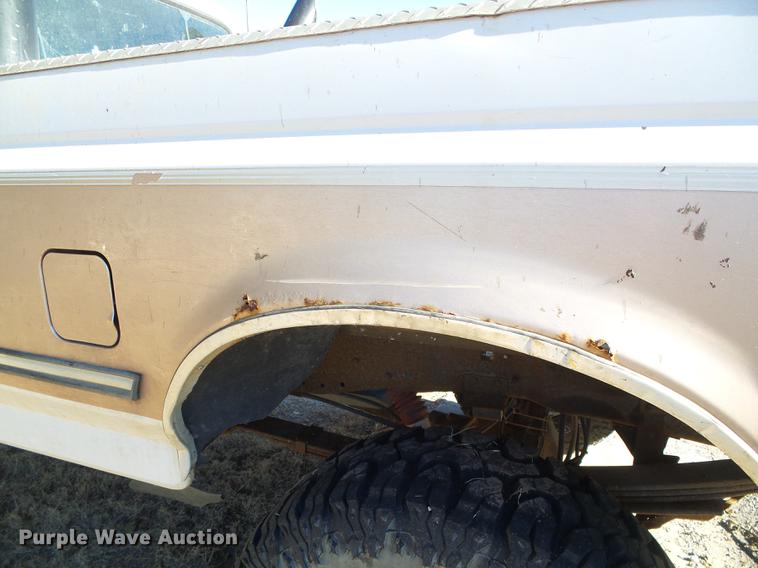 image for item DF2874 1997 Ford F250 Super Duty SuperCab pickup truck