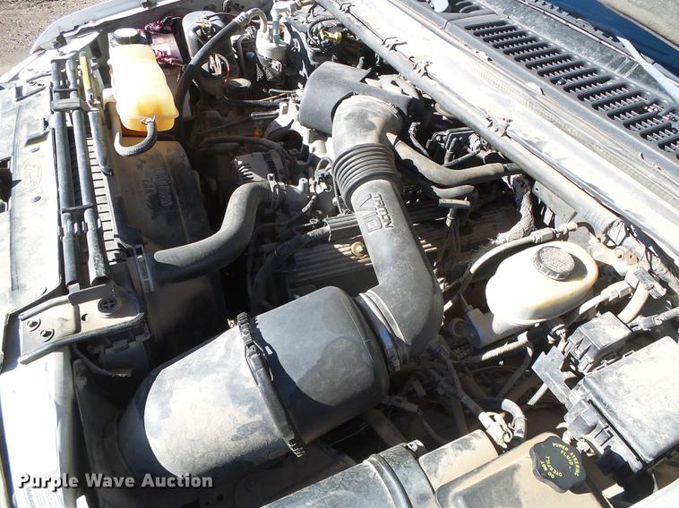 image for item DF2896 1999 Ford F450 Super Duty flatbed truck