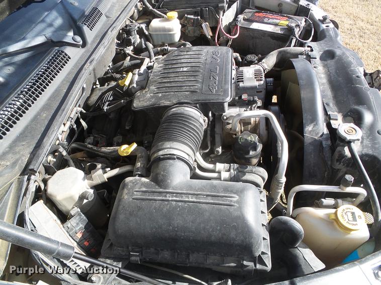 image for item DF2897 2006 Dodge Dakota Quad Cab pickup truck