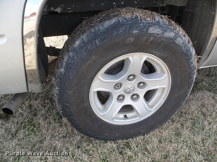 image for item DF2897 2006 Dodge Dakota Quad Cab pickup truck