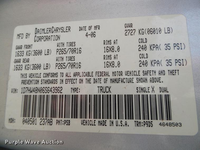 image for item DF2897 2006 Dodge Dakota Quad Cab pickup truck