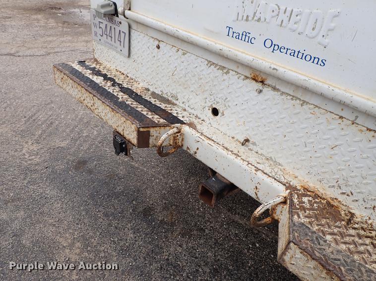 image for item DF8672 2003 Ford F250 Super Duty SuperCab utility bed pickup truck