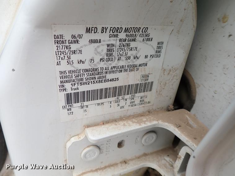 image for item DF8673 2008 Ford F250 Super Duty Crew Cab utility bed pickup truck