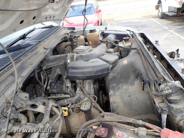 image for item DF8673 2008 Ford F250 Super Duty Crew Cab utility bed pickup truck