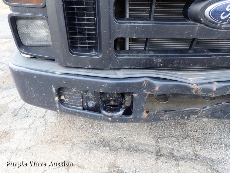 image for item DF8673 2008 Ford F250 Super Duty Crew Cab utility bed pickup truck