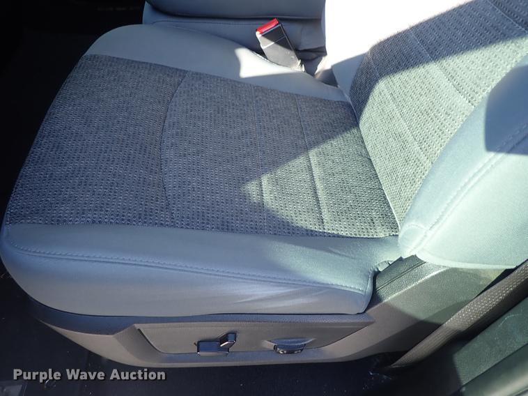 image for item DG2924 2016 Dodge Ram 1500 Quad Cab pickup truck