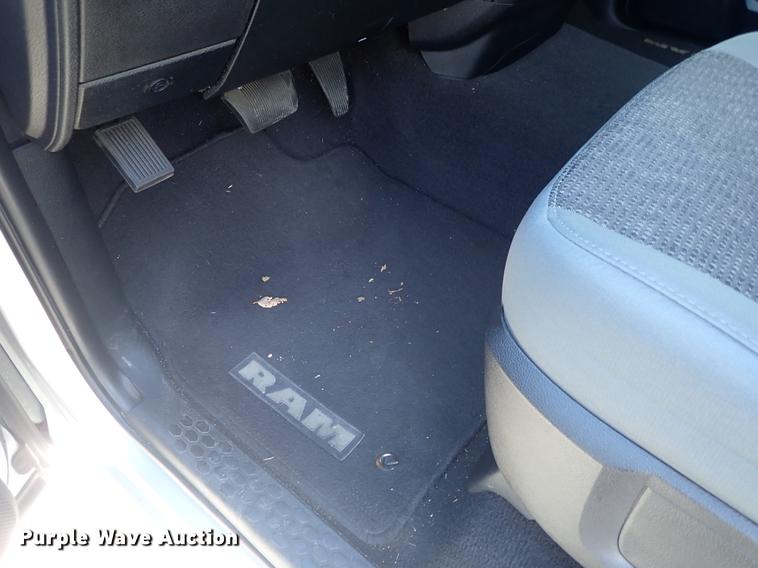 image for item DG2924 2016 Dodge Ram 1500 Quad Cab pickup truck