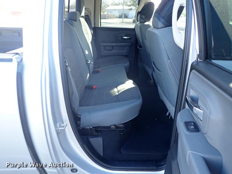 image for item DG2924 2016 Dodge Ram 1500 Quad Cab pickup truck