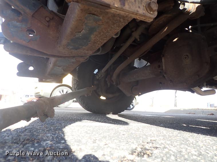 image for item DG2926 2005 Ford F250 Super Duty pickup truck