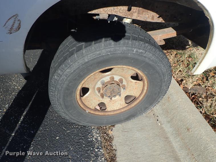 image for item DG2926 2005 Ford F250 Super Duty pickup truck