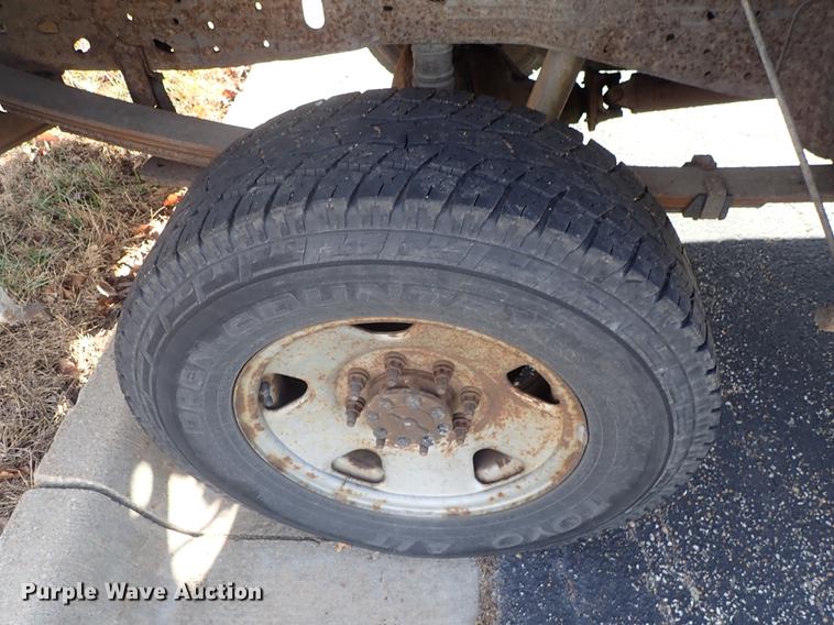 image for item DG2926 2005 Ford F250 Super Duty pickup truck