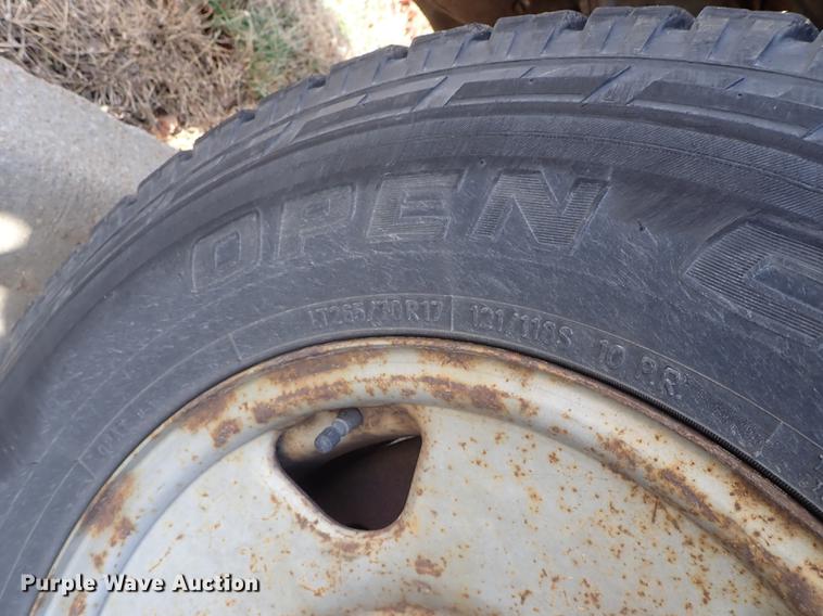 image for item DG2926 2005 Ford F250 Super Duty pickup truck