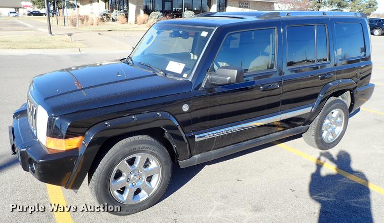 image for item DG2934 2006 Jeep Commander SUV