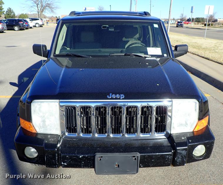 image for item DG2934 2006 Jeep Commander SUV