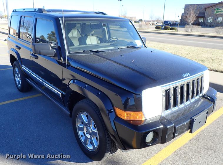 image for item DG2934 2006 Jeep Commander SUV