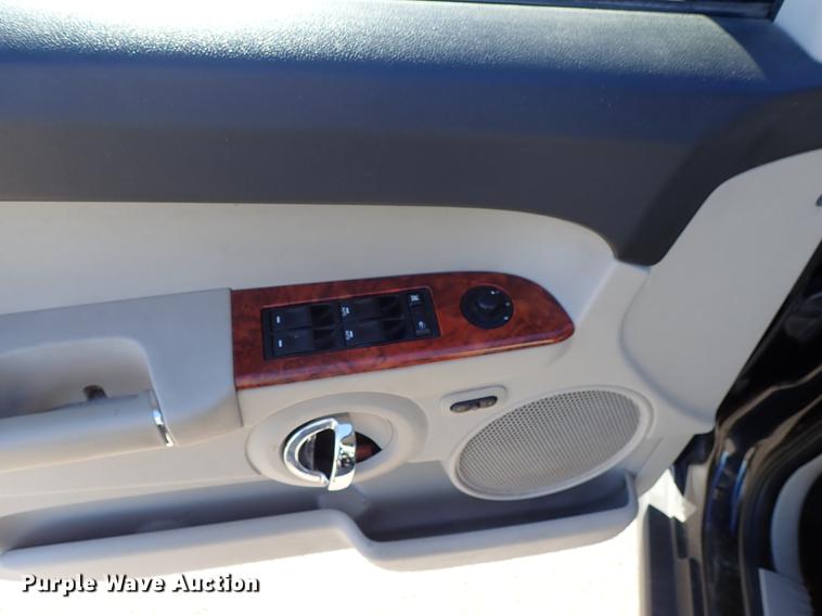 image for item DG2934 2006 Jeep Commander SUV