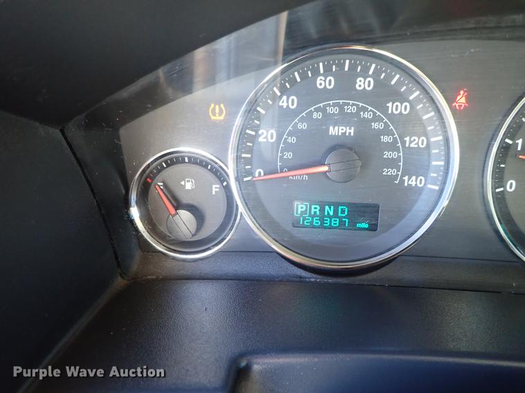 image for item DG2934 2006 Jeep Commander SUV