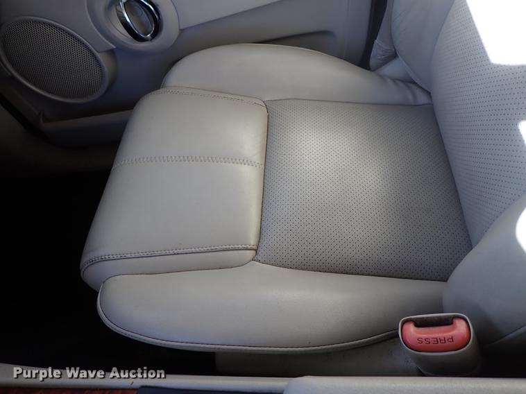 image for item DG2934 2006 Jeep Commander SUV