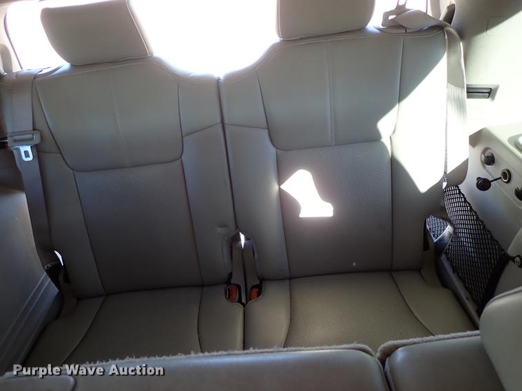 image for item DG2934 2006 Jeep Commander SUV