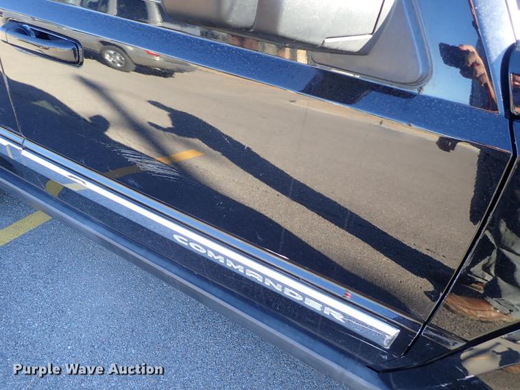 image for item DG2934 2006 Jeep Commander SUV