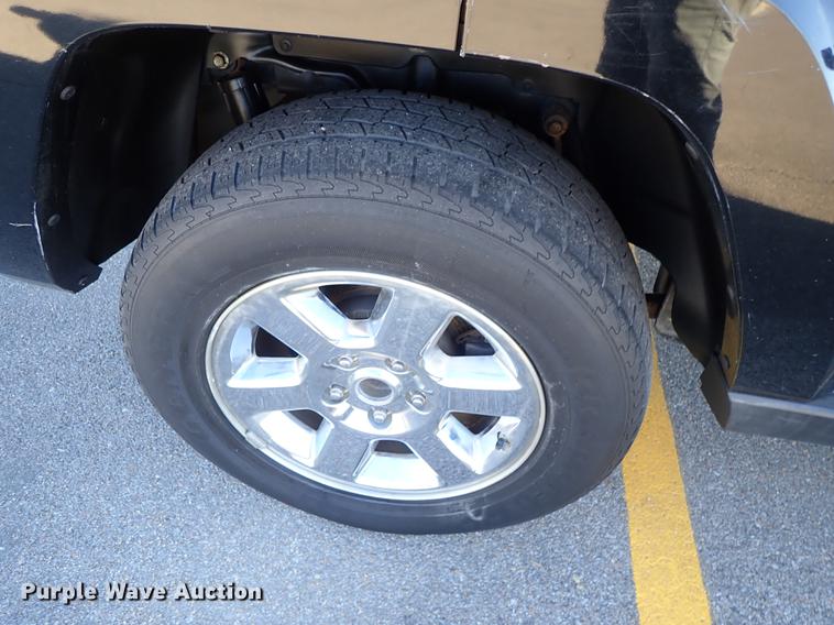 image for item DG2934 2006 Jeep Commander SUV