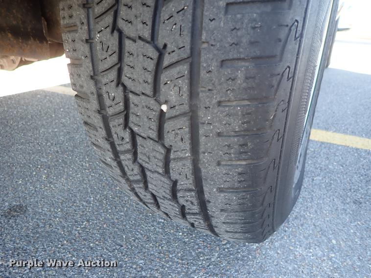 image for item DG2934 2006 Jeep Commander SUV