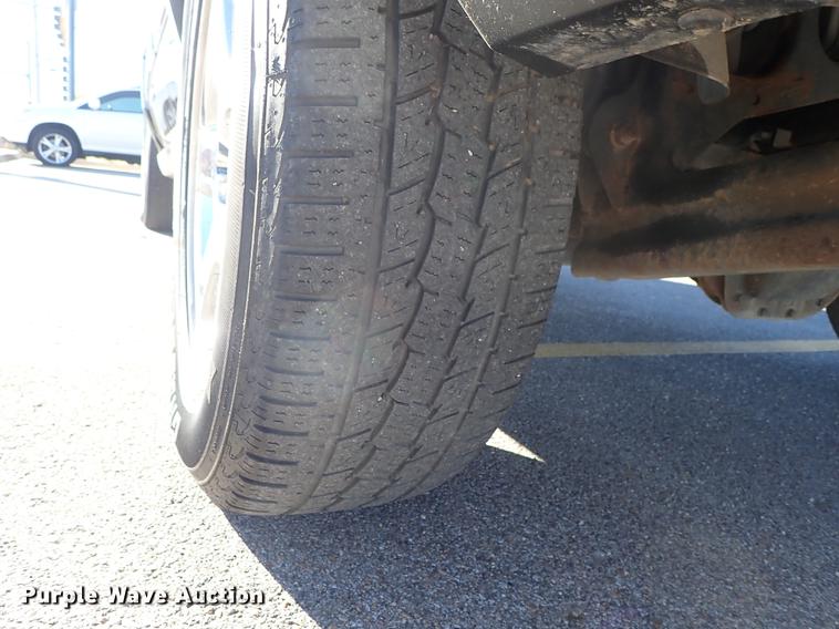 image for item DG2934 2006 Jeep Commander SUV