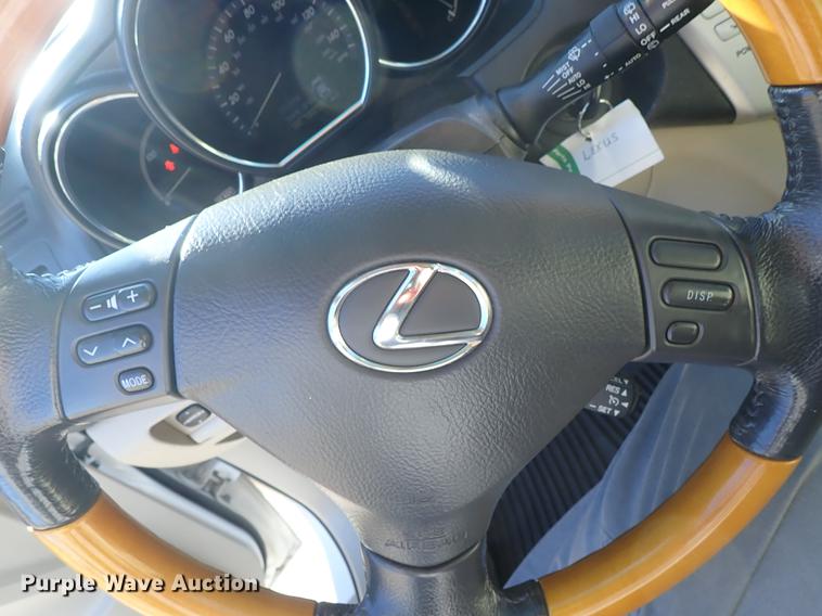 image for item DG2935 2006 Lexus RX400H SUV