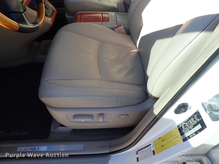 image for item DG2935 2006 Lexus RX400H SUV